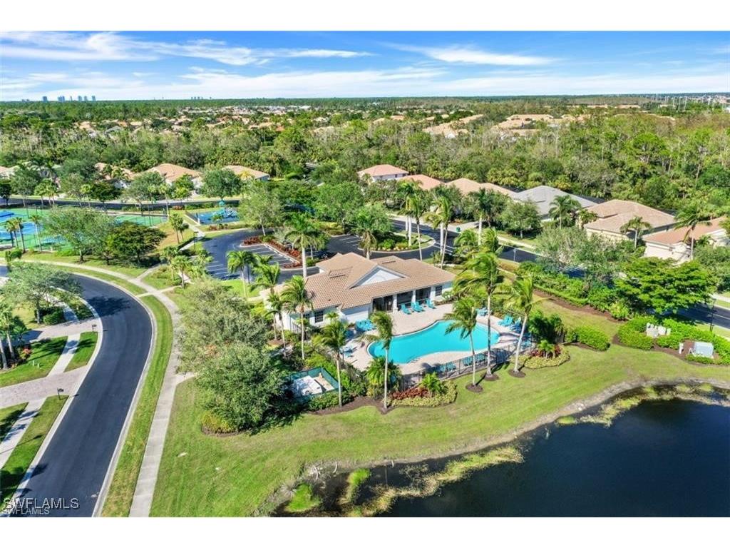 16156 Parque Lane Naples FL 34110 225080895 image11