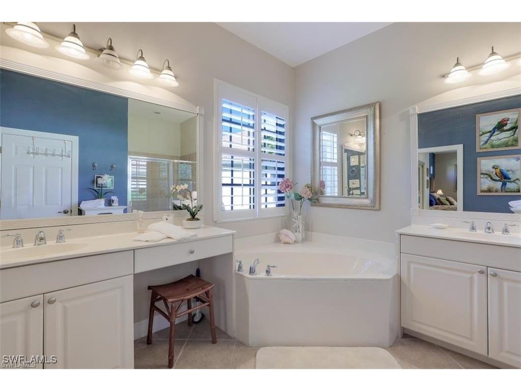 16156 Parque Lane Naples FL 34110 225080895 image4