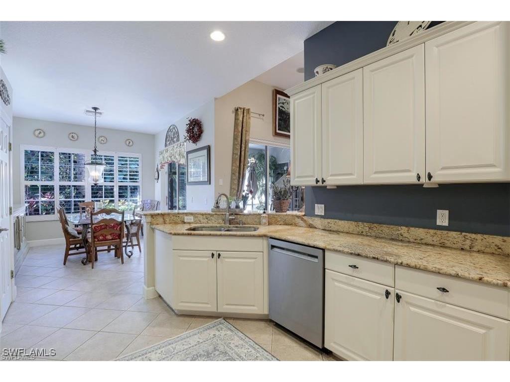 16156 Parque Lane Naples FL 34110 225080895 image7