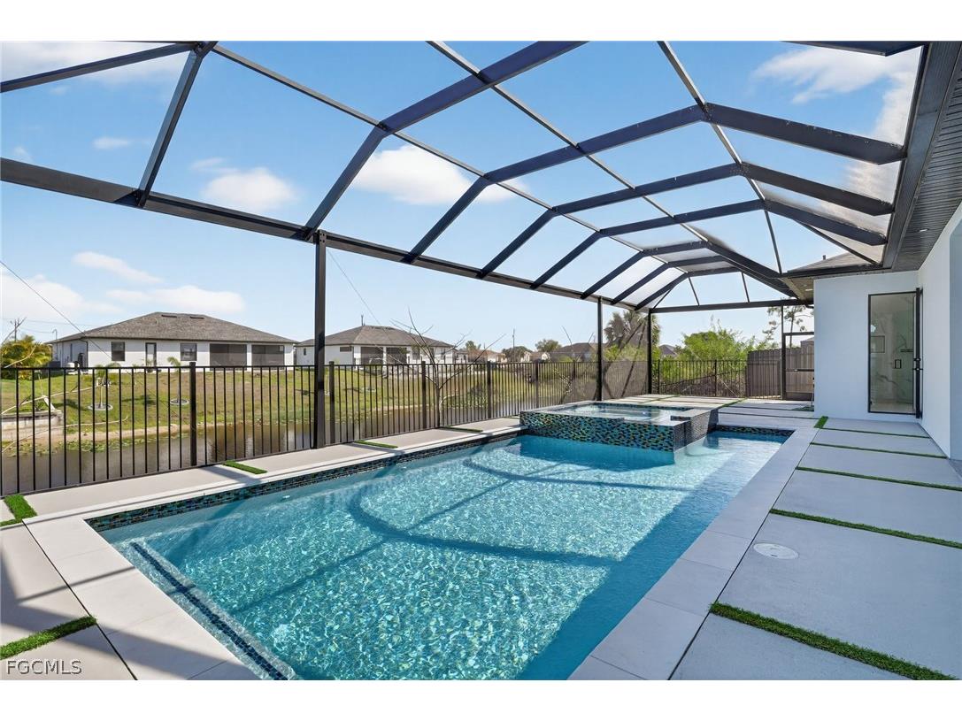 1617 NE 12th Street Cape Coral FL 33909 2026013518 image2