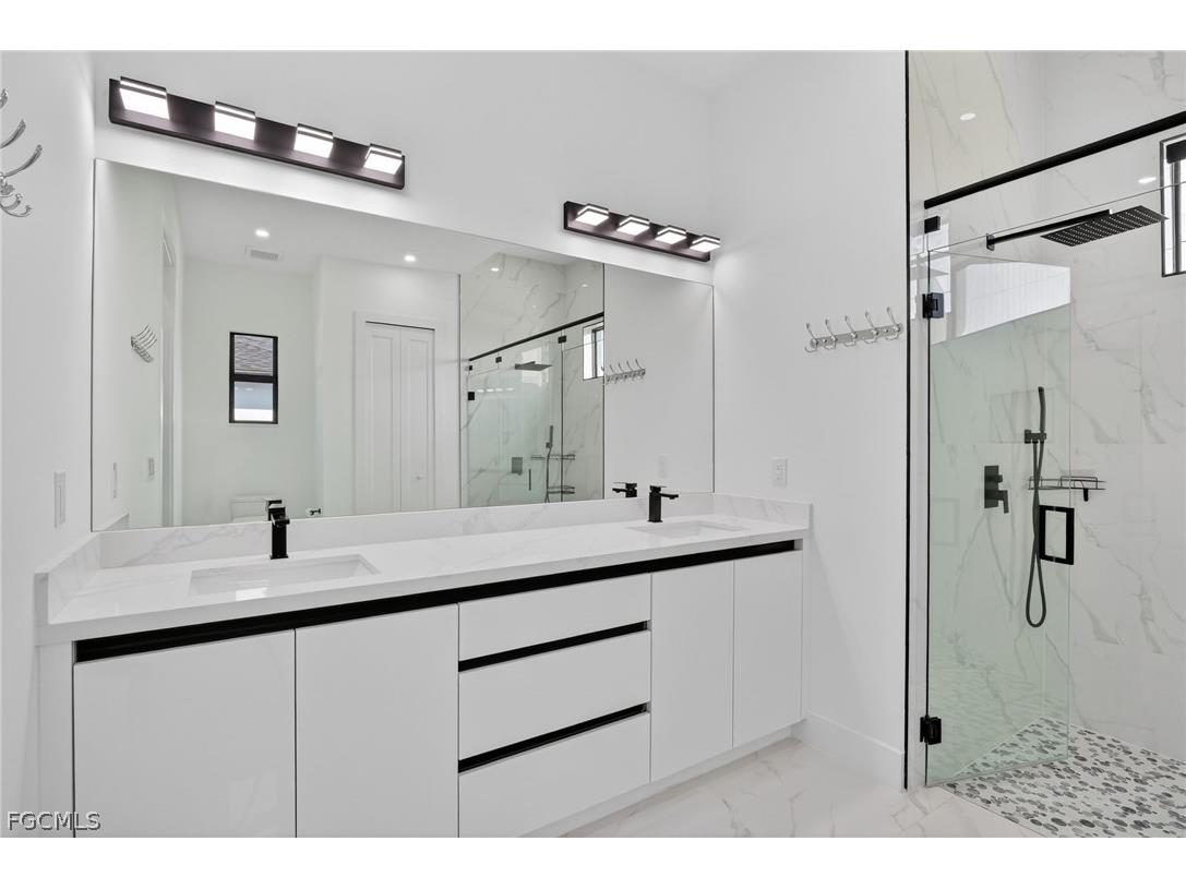 1617 NE 12th Street Cape Coral FL 33909 2026013518 image24