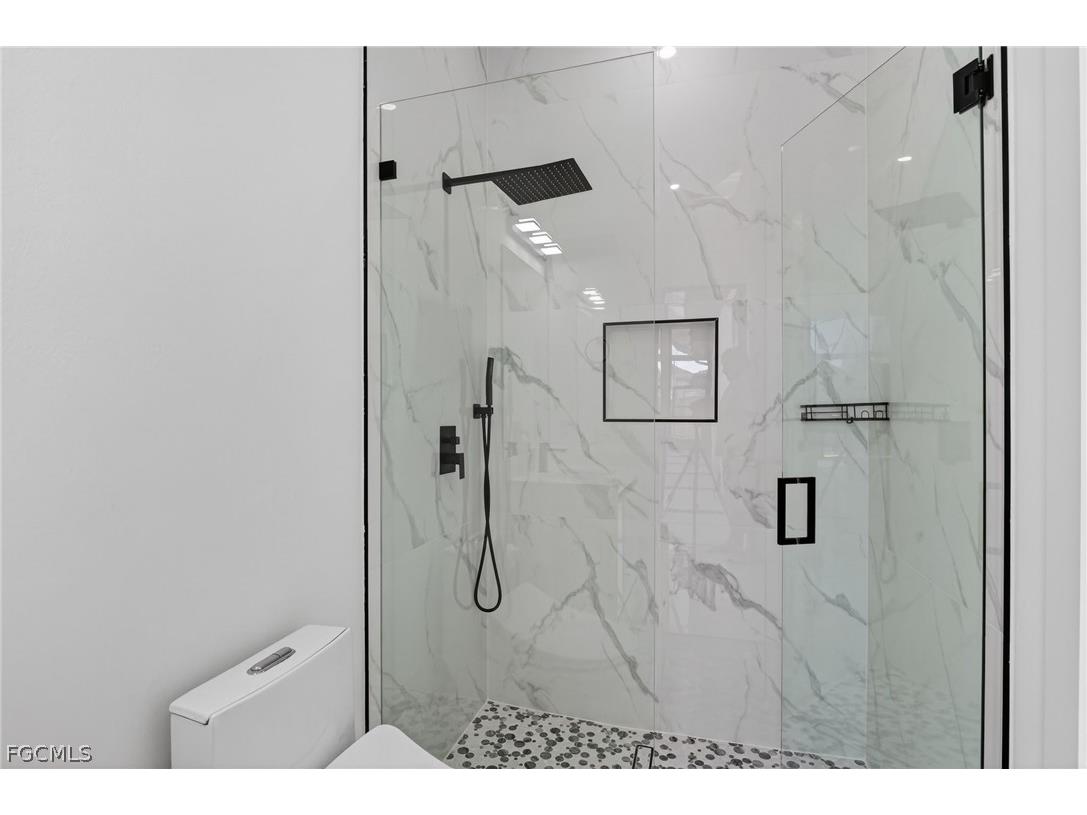 1617 NE 12th Street Cape Coral FL 33909 2026013518 image29