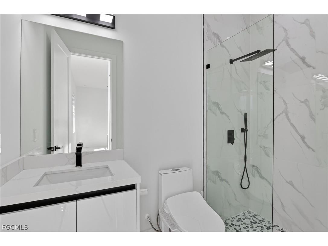 1617 NE 12th Street Cape Coral FL 33909 2026013518 image36