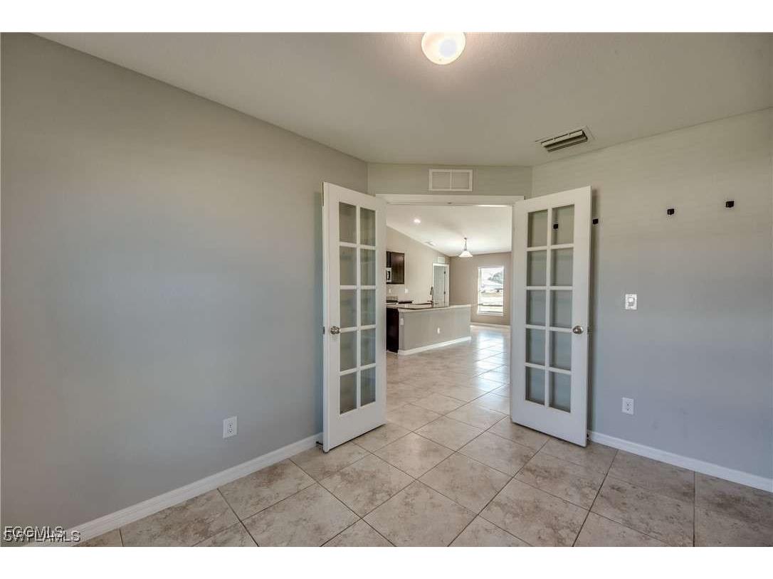 1617 NE 6th Avenue Cape Coral FL 33909 2025023729 image12