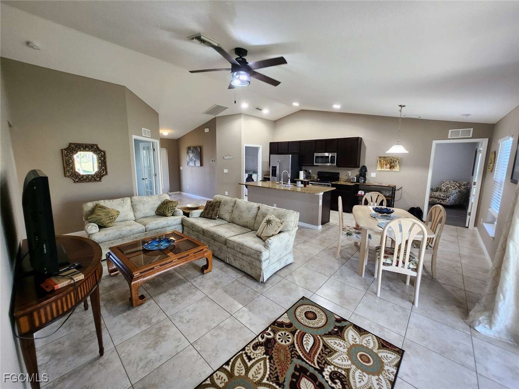 1617 NE 6th Avenue Cape Coral FL 33909 2025023729 image2