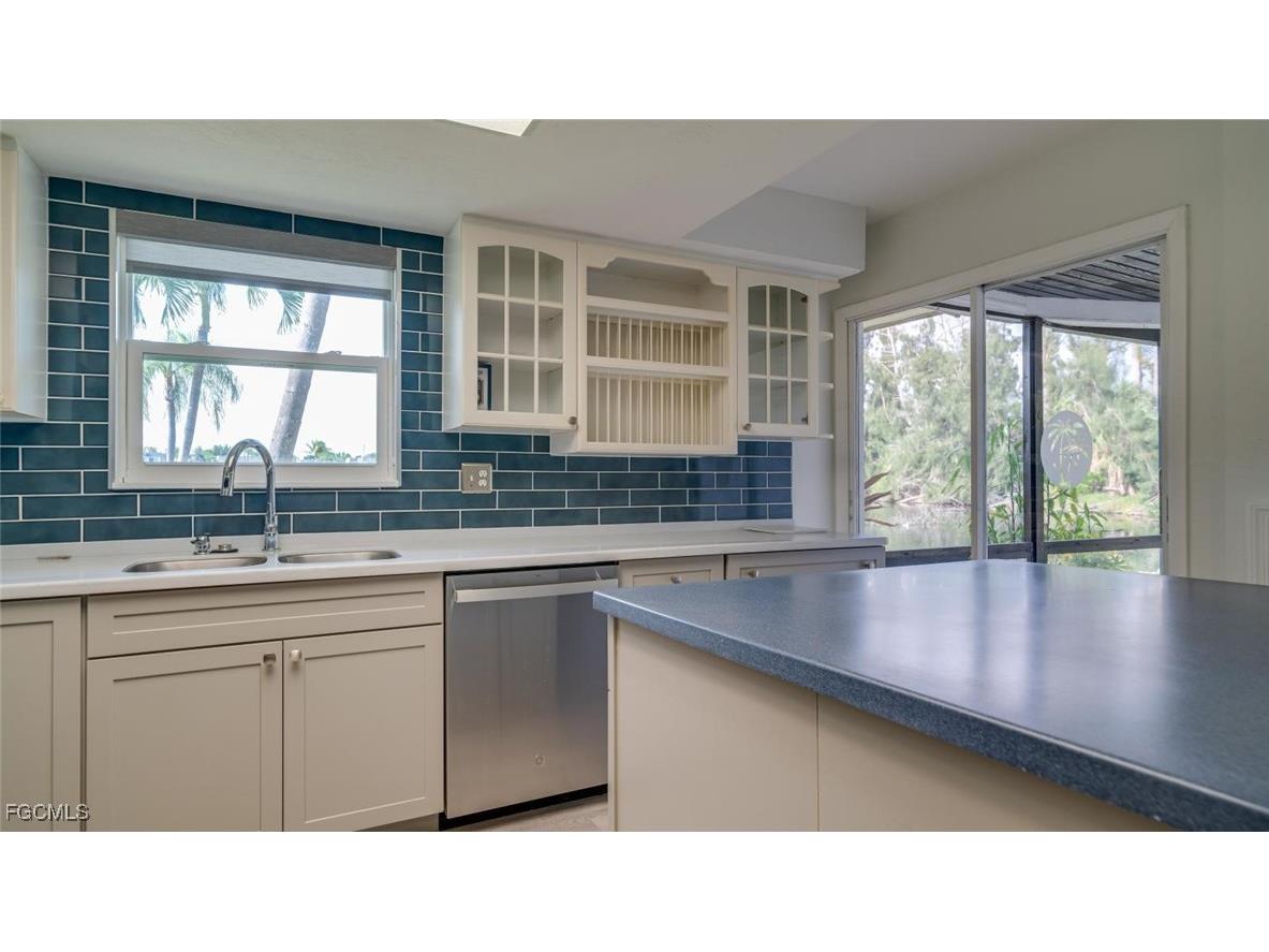 16171 Amberwood Lake Court #1 Fort Myers FL 33908 2025020473 image13