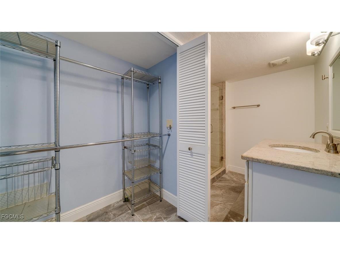 16171 Amberwood Lake Court #1 Fort Myers FL 33908 2025020473 image9