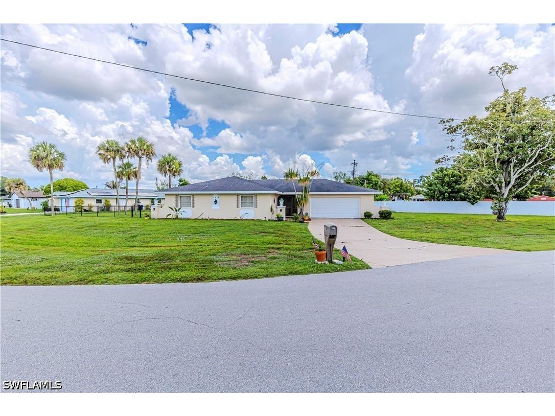 1618 Country Club Parkway Lehigh Acres FL 33936 226025613 image1