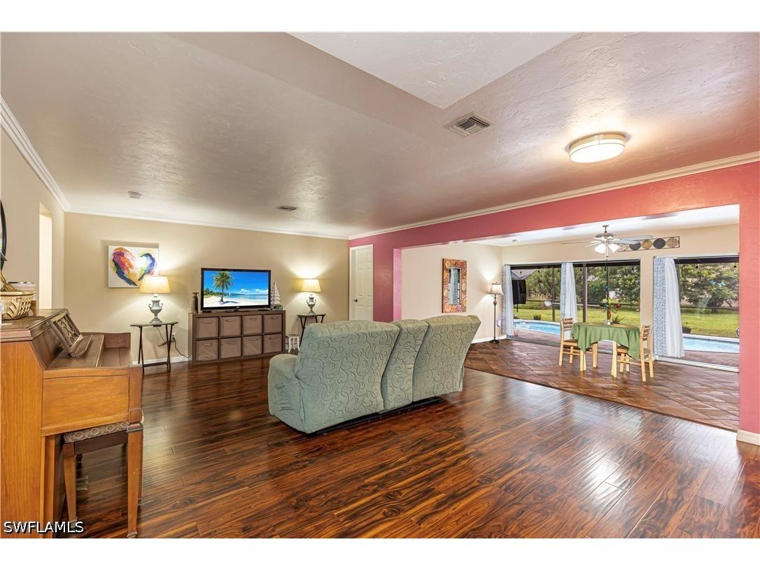 1618 Country Club Parkway Lehigh Acres FL 33936 226025613 image4