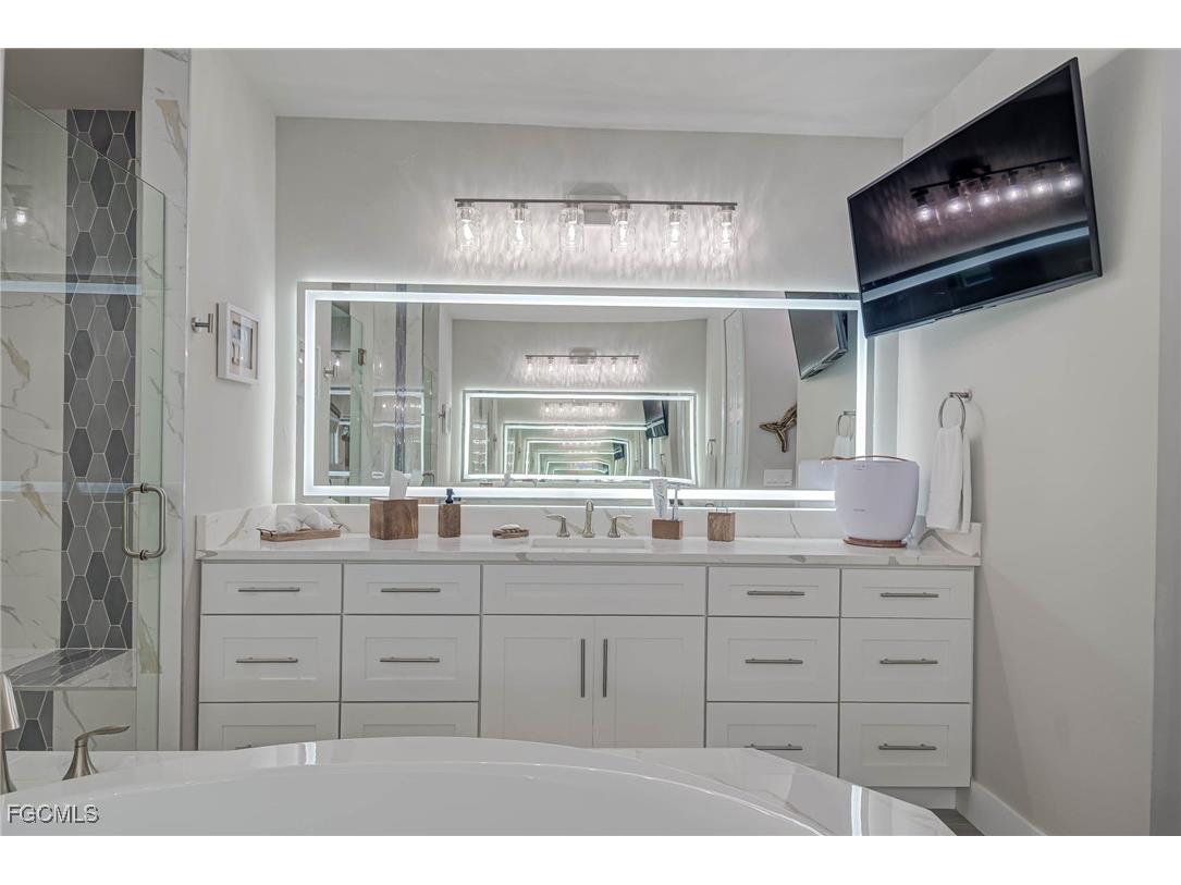 1618 NW 43rd Avenue Cape Coral FL 33993 2025020202 image18