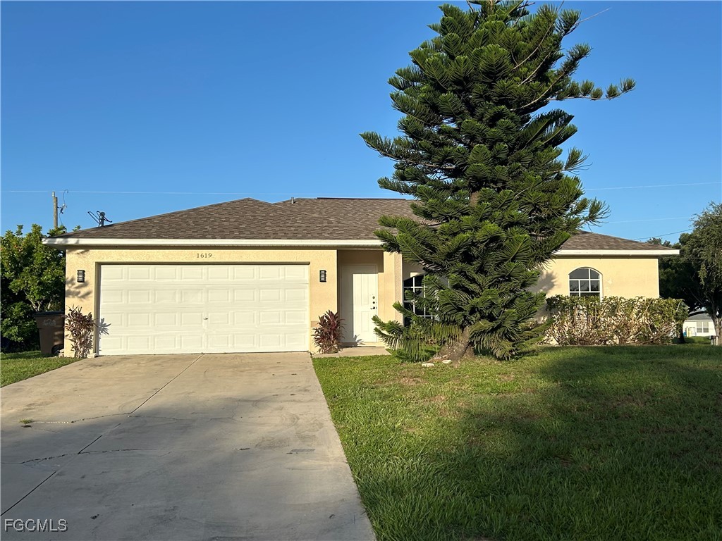 1619 NE 12th Place Cape Coral FL 33909 2025003196 image1