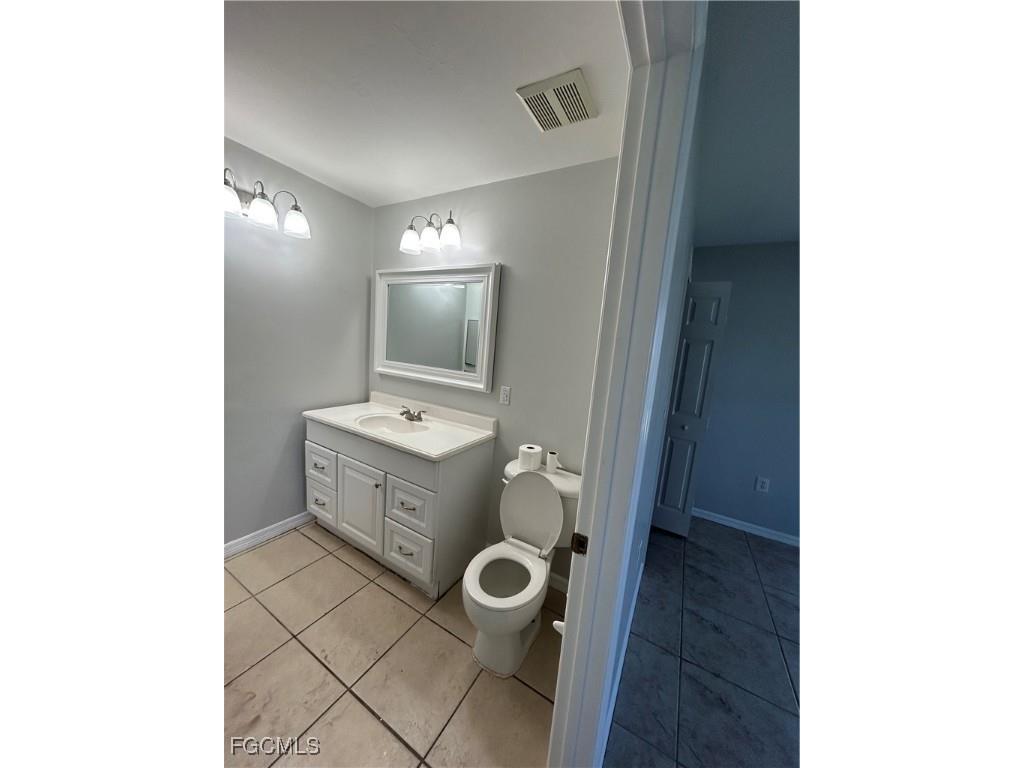 1619 NE 12th Place Cape Coral FL 33909 2025003196 image10