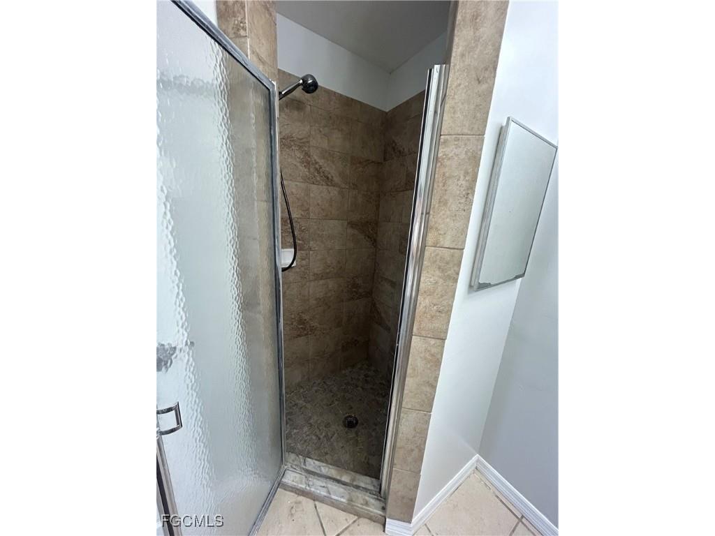 1619 NE 12th Place Cape Coral FL 33909 2025003196 image11