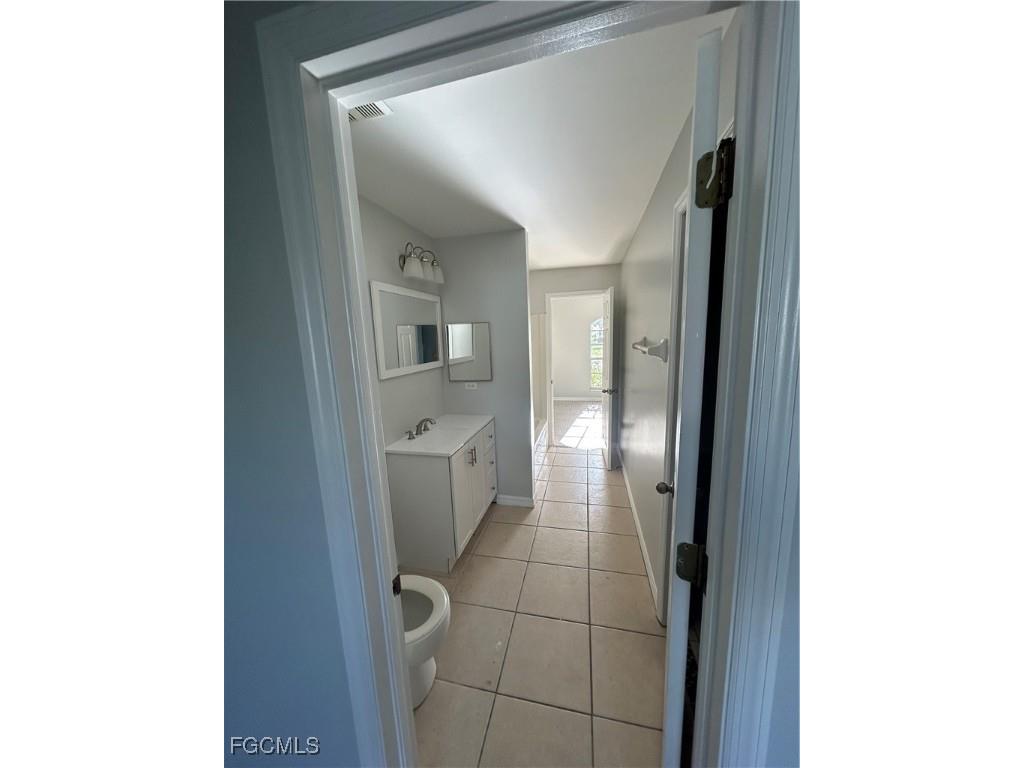 1619 NE 12th Place Cape Coral FL 33909 2025003196 image19