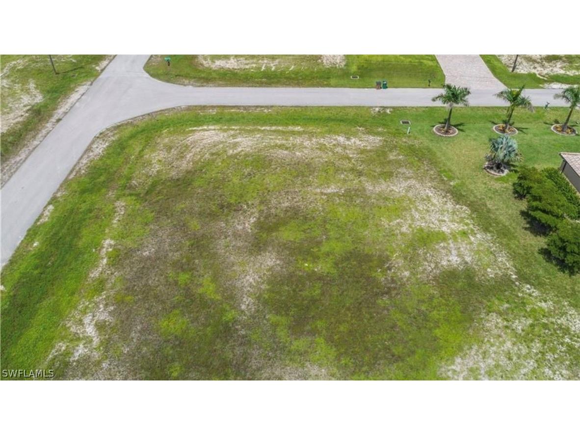 1619 NW 42nd Place Cape Coral FL 33993 224039444 image5