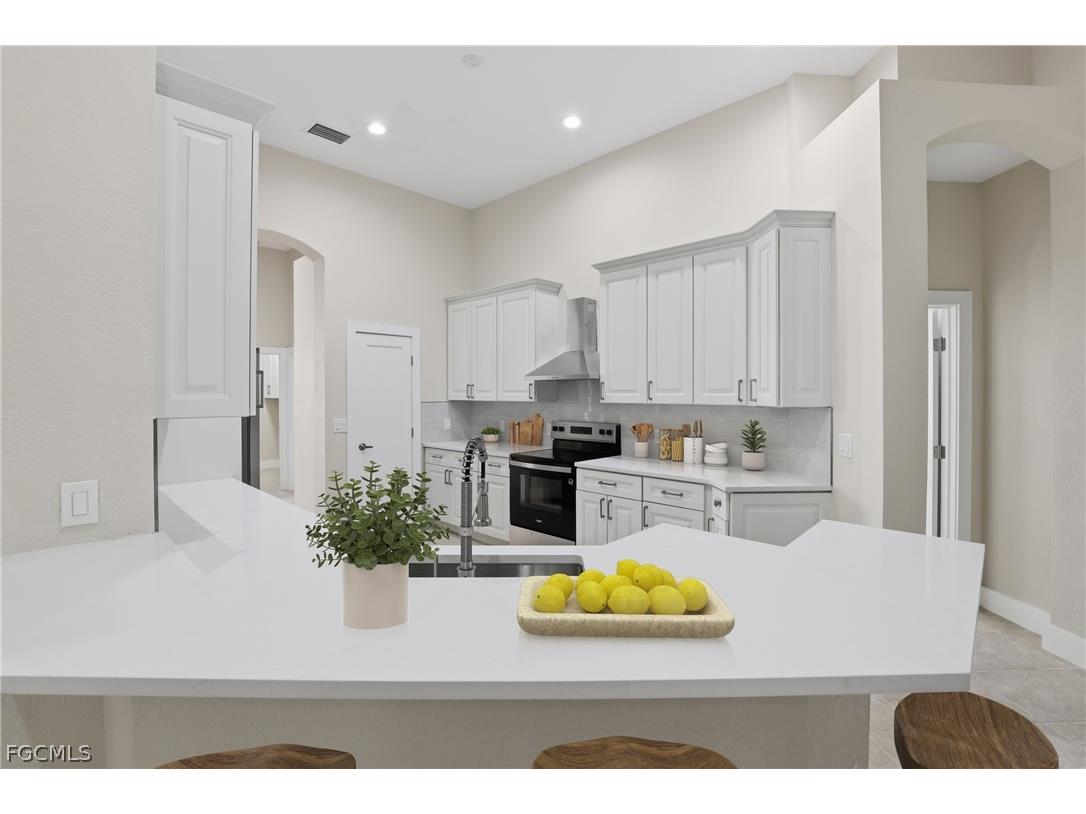 16192 Coco Hammock Way Fort Myers FL 33908 2026010341 image14