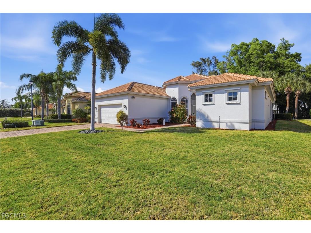 16192 Coco Hammock Way Fort Myers FL 33908 2026010341 image2