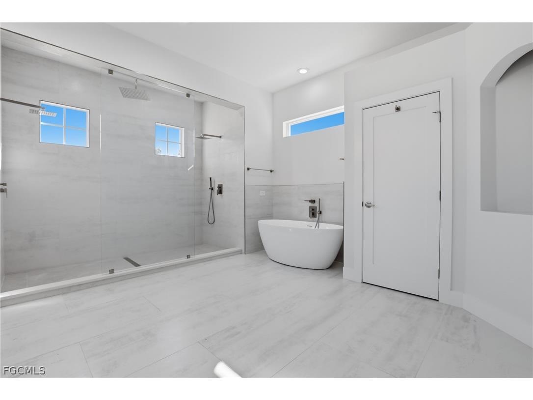 16192 Coco Hammock Way Fort Myers FL 33908 2026010341 image26