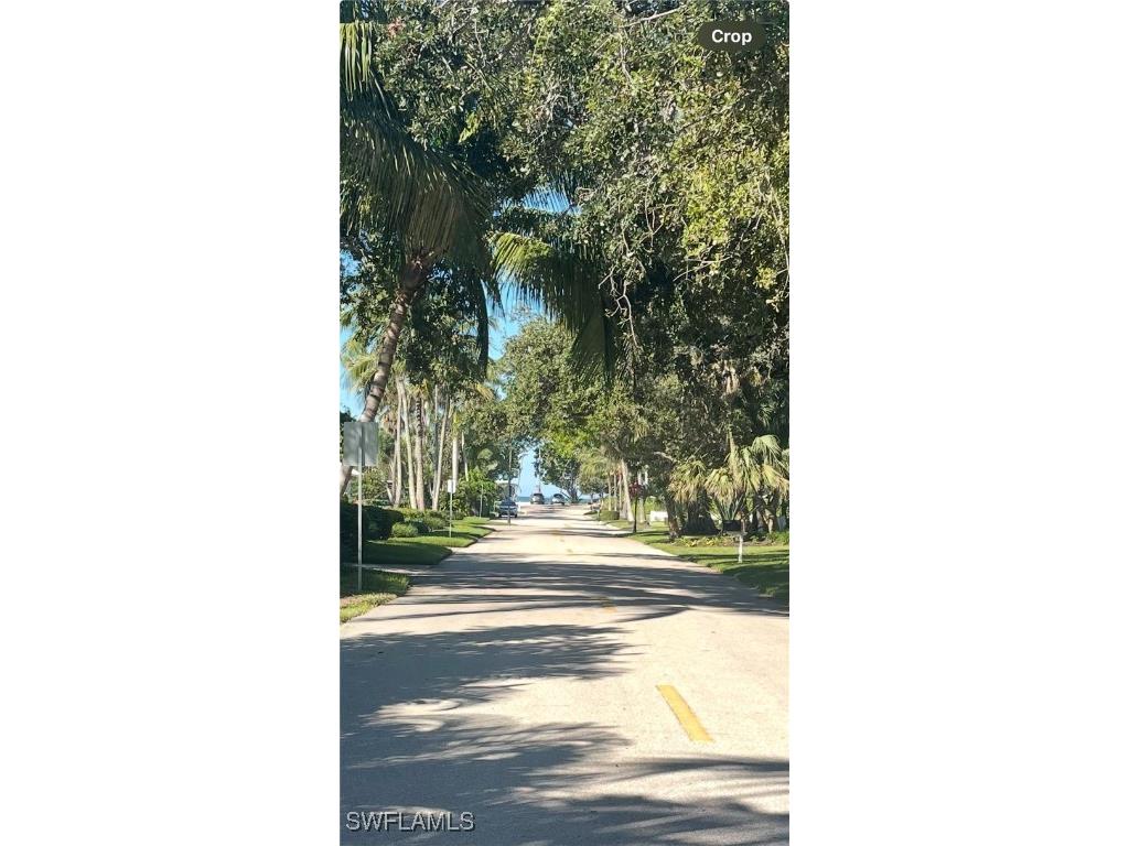 162 11th Avenue S Naples FL 34102 225076789 image1