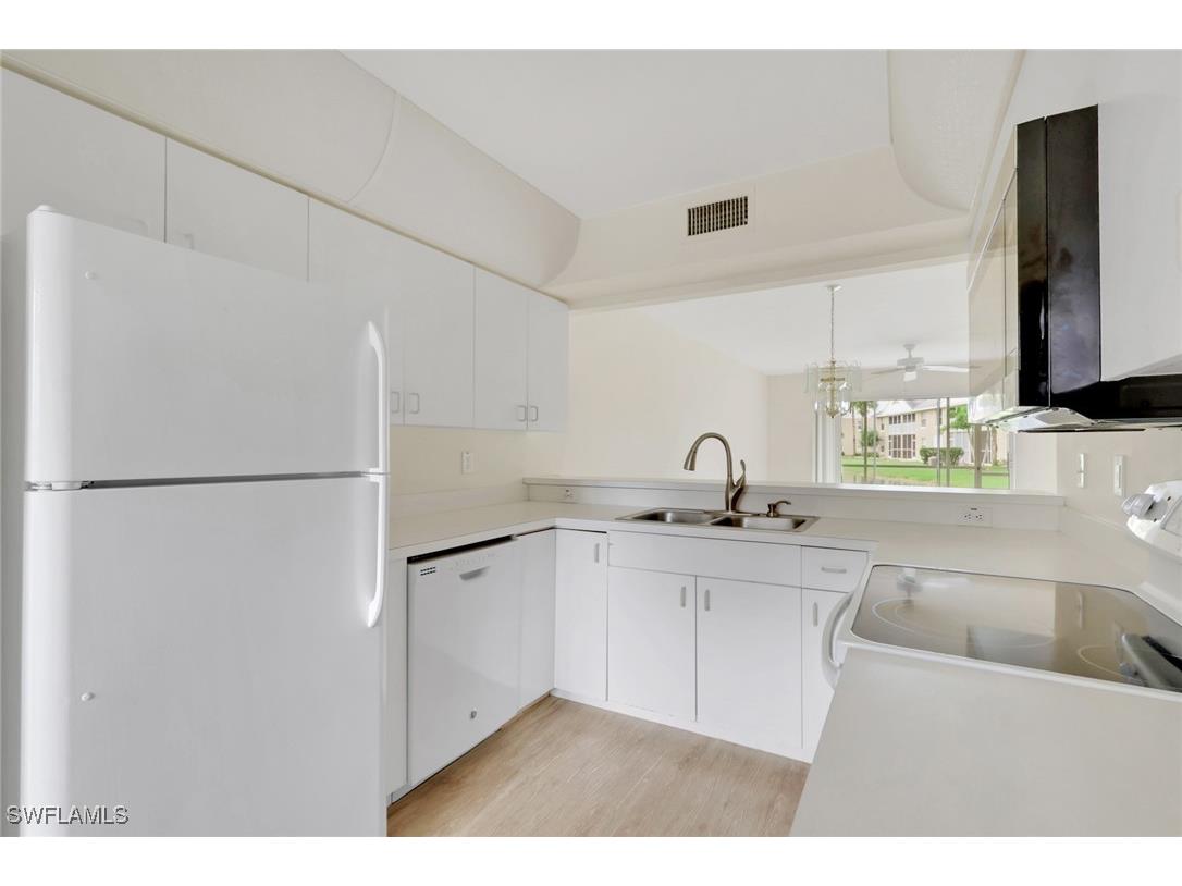 162 Pebble Shores Drive #104 Naples FL 34110 225078534 image14