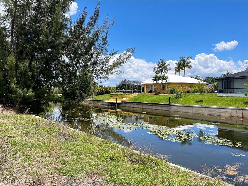 162 SE 15th Terrace Cape Coral FL 33990 222038062 image1