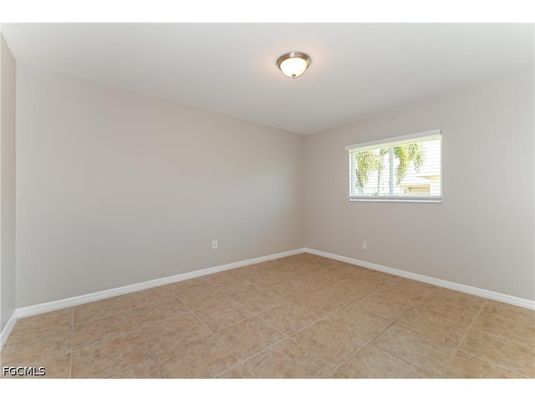 162 SE 18th Street Cape Coral FL 33990 2026024030 image10