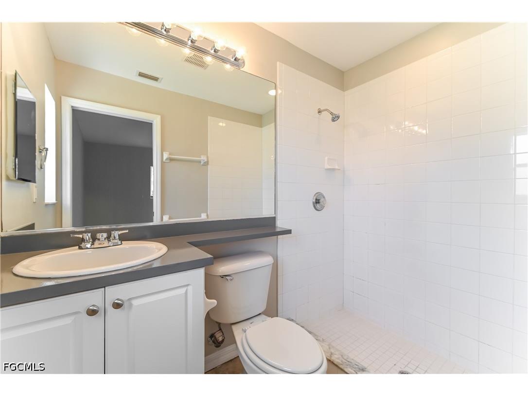 162 SE 18th Street Cape Coral FL 33990 2026024030 image11