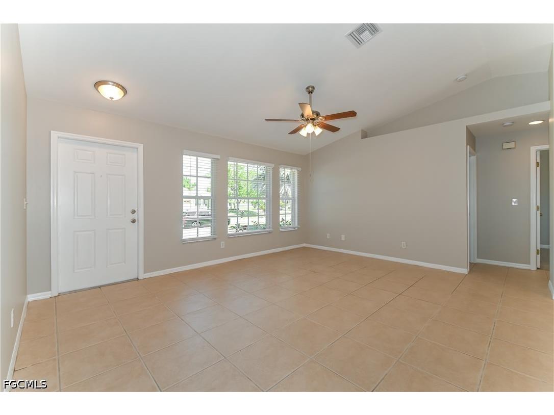 162 SE 18th Street Cape Coral FL 33990 2026024030 image2
