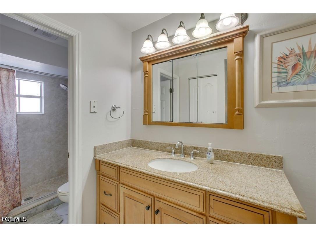 162 SE 22nd Street Cape Coral FL 33990 2026018769 image15
