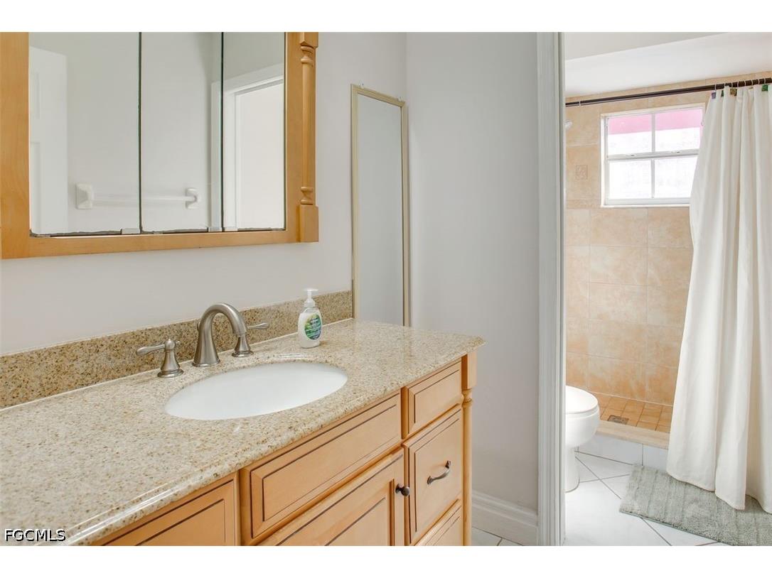 162 SE 22nd Street Cape Coral FL 33990 2026018769 image8