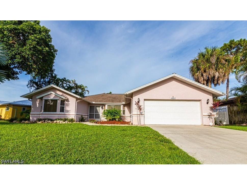 1620 Forest Lakes Boulevard Naples FL 34105 226015367 image1