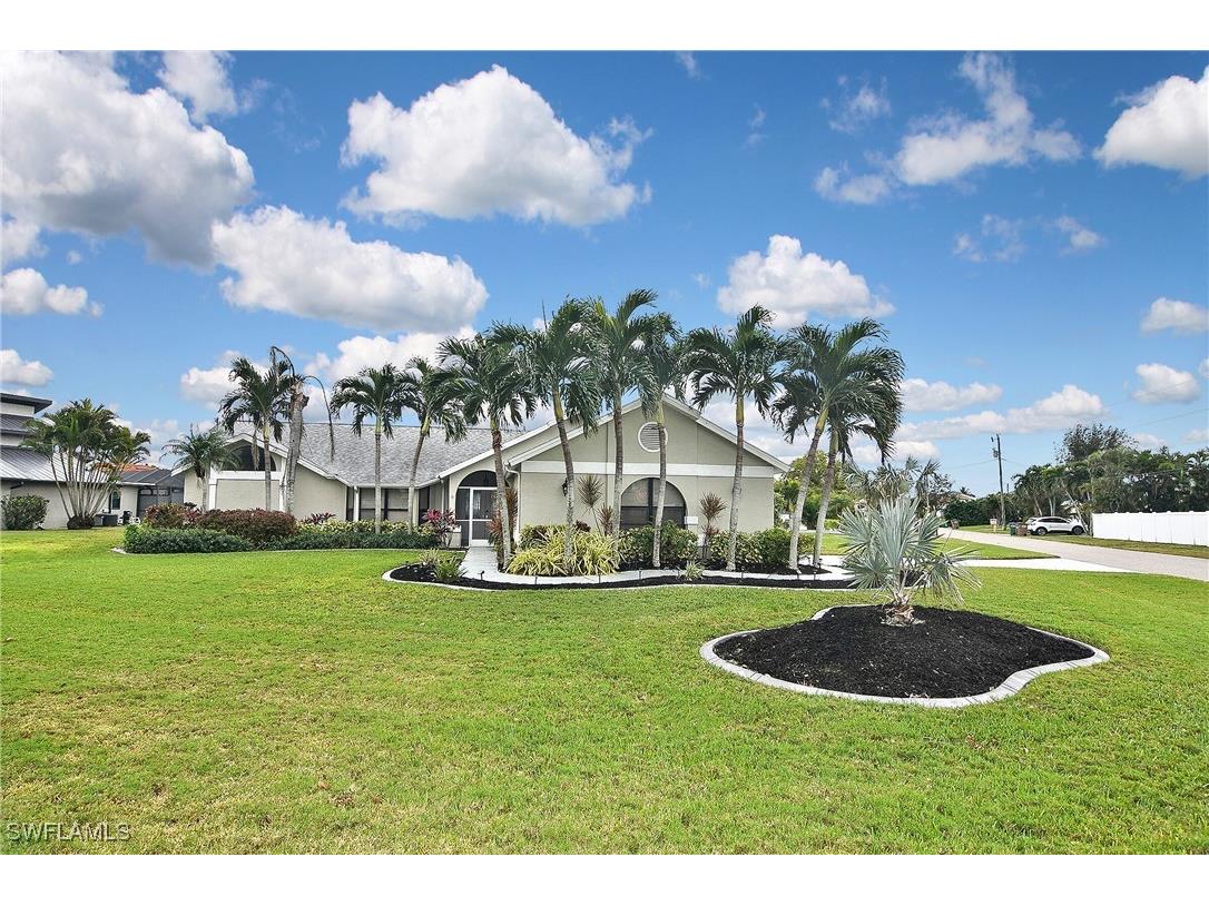 1620 Palaco Grande Parkway Cape Coral FL 33904 225005573 image1