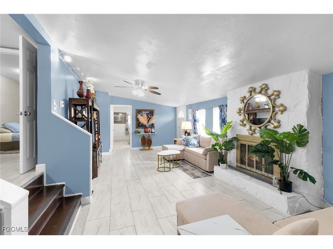 16200 Cathy Court Fort Myers FL 33908 2025016400 image4