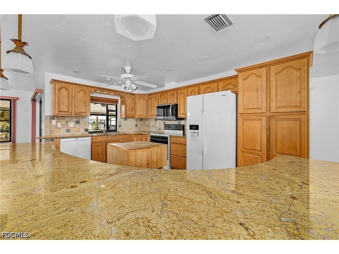 16201 Porto Bello Street Bokeelia FL 33922 2026020786 image10