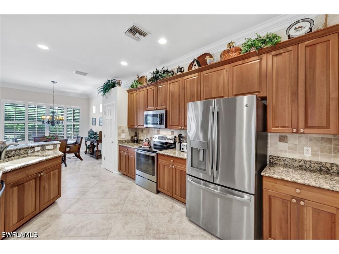 16208 Parque Lane Naples FL 34110 226017977 image8