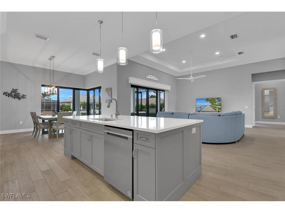 1621 Begonia Court Marco Island FL 34145 226001361 image12