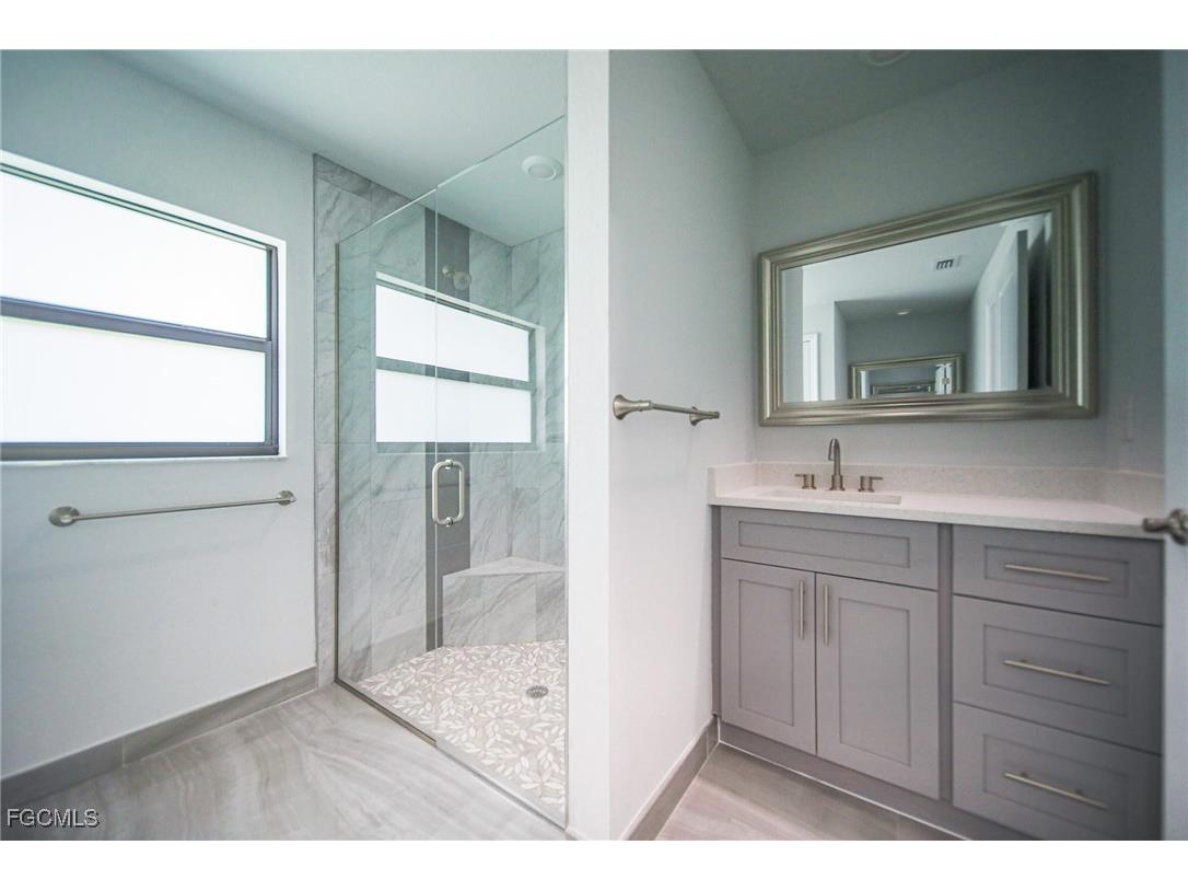 1621 Lincoln Avenue Lehigh Acres FL 33972 2025006564 image18