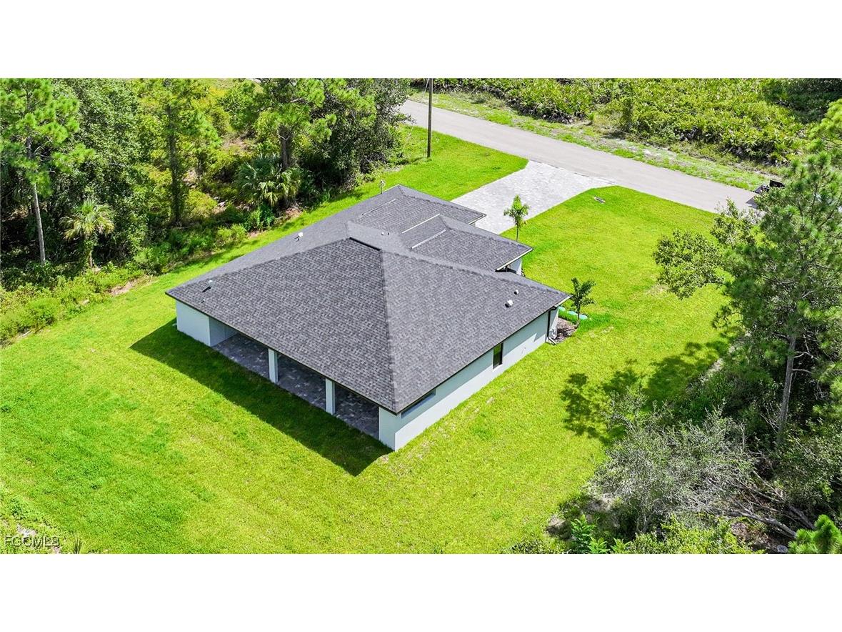 1621 Lincoln Avenue Lehigh Acres FL 33972 2025006564 image33