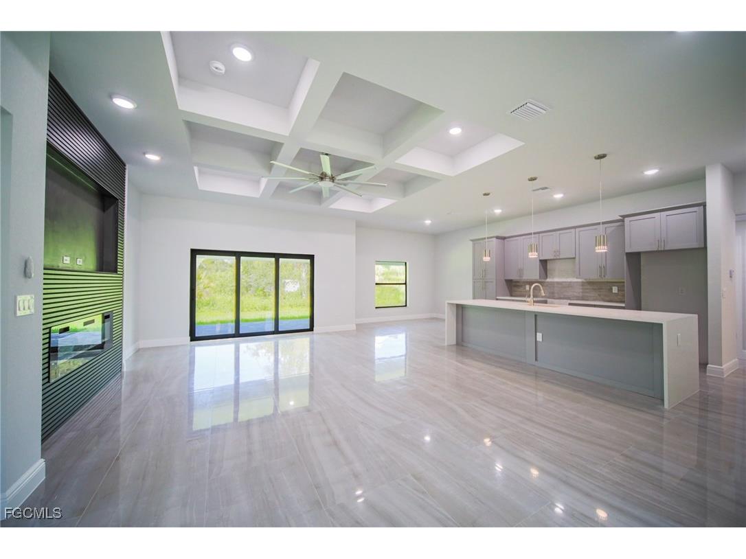 1621 Lincoln Avenue Lehigh Acres FL 33972 2025006564 image6