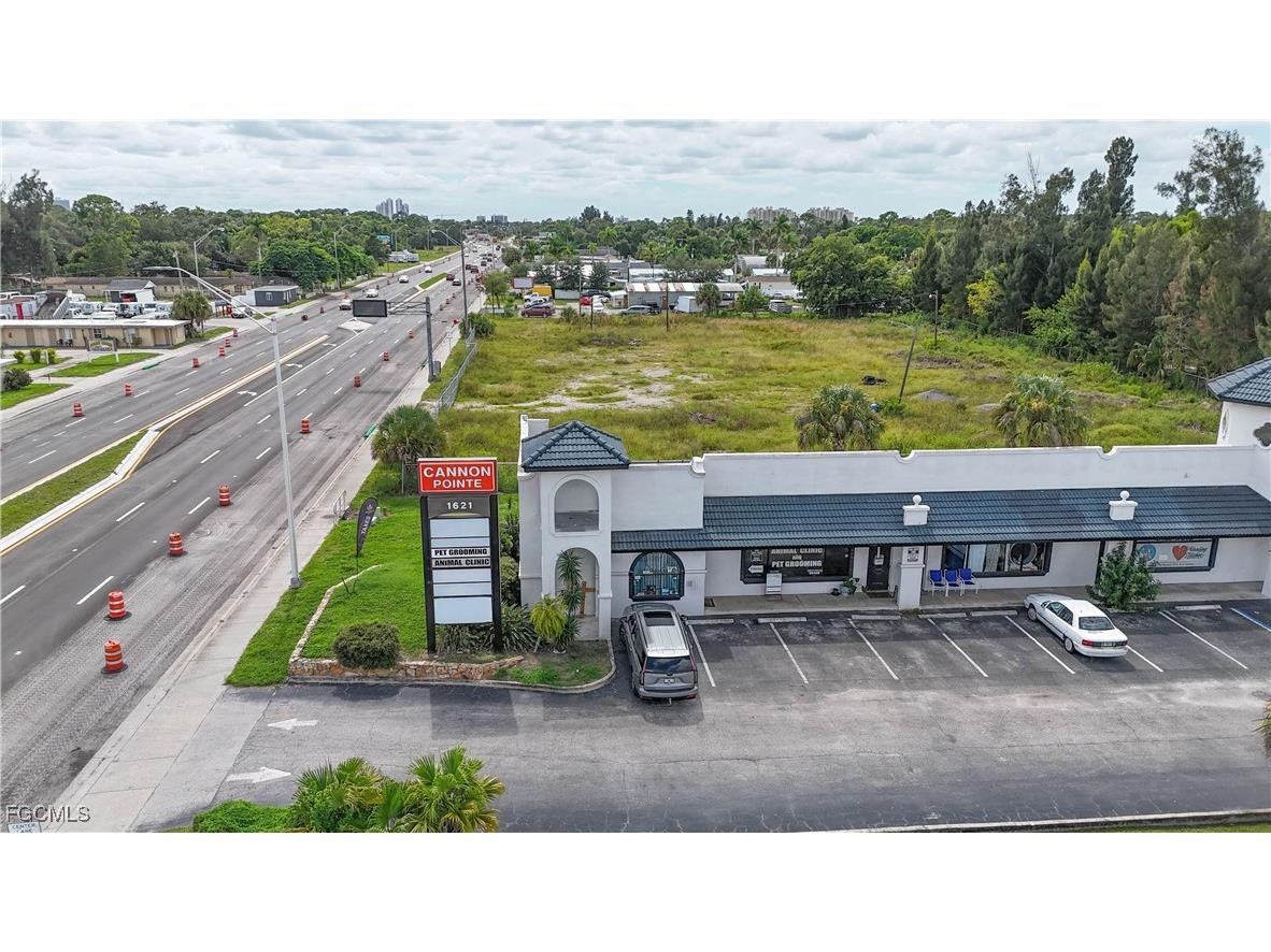 1621 N Tamiami Trail #6 North Fort Myers FL 33903 2025013974 image5