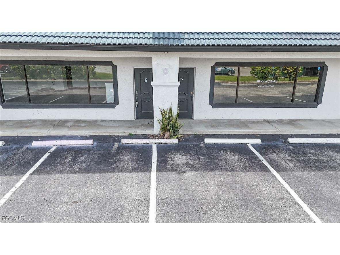 1621 N Tamiami Trail #6 North Fort Myers FL 33903 2025013974 image9