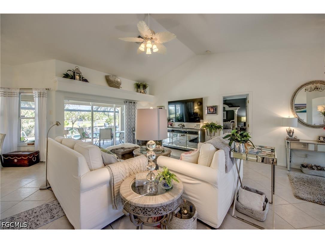 1621 NE 5th Terrace Cape Coral FL 33909 2026020961 image10