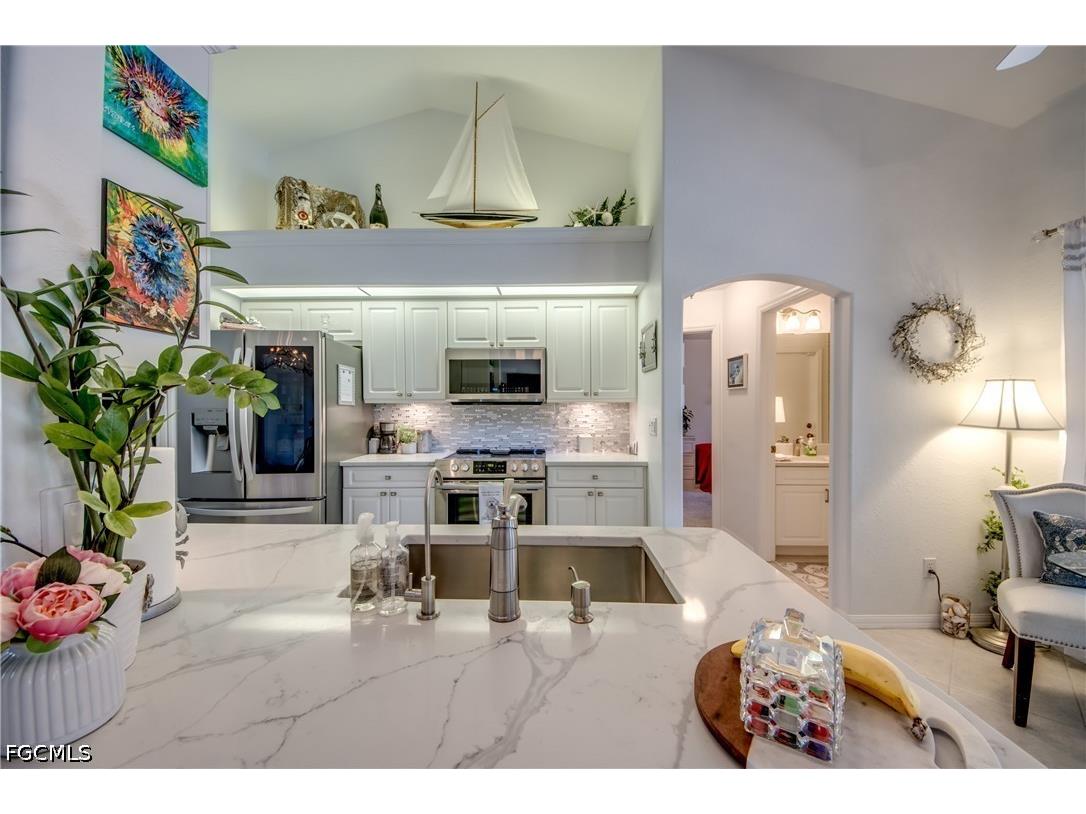 1621 NE 5th Terrace Cape Coral FL 33909 2026020961 image17