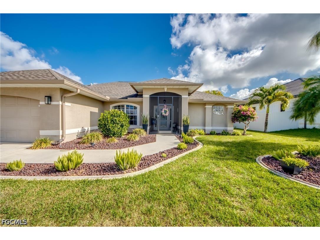 1621 NE 5th Terrace Cape Coral FL 33909 2026020961 image3