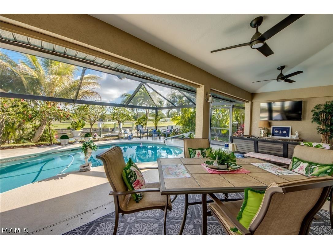 1621 NE 5th Terrace Cape Coral FL 33909 2026020961 image33
