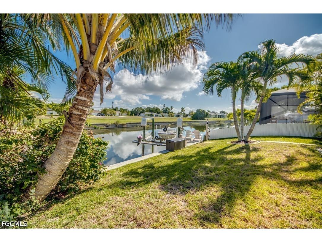 1621 NE 5th Terrace Cape Coral FL 33909 2026020961 image42