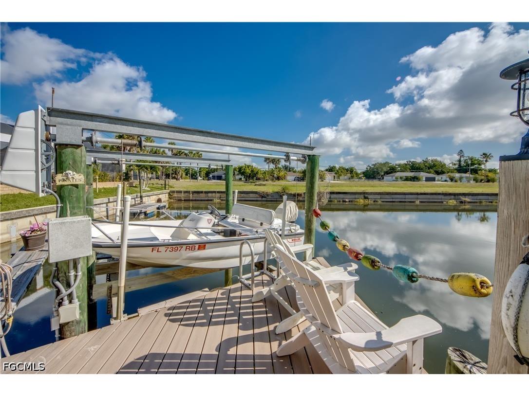 1621 NE 5th Terrace Cape Coral FL 33909 2026020961 image45