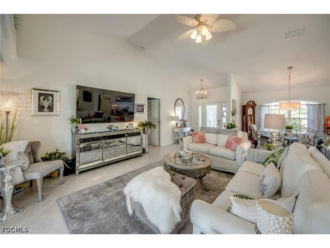 1621 NE 5th Terrace Cape Coral FL 33909 2026020961 image7