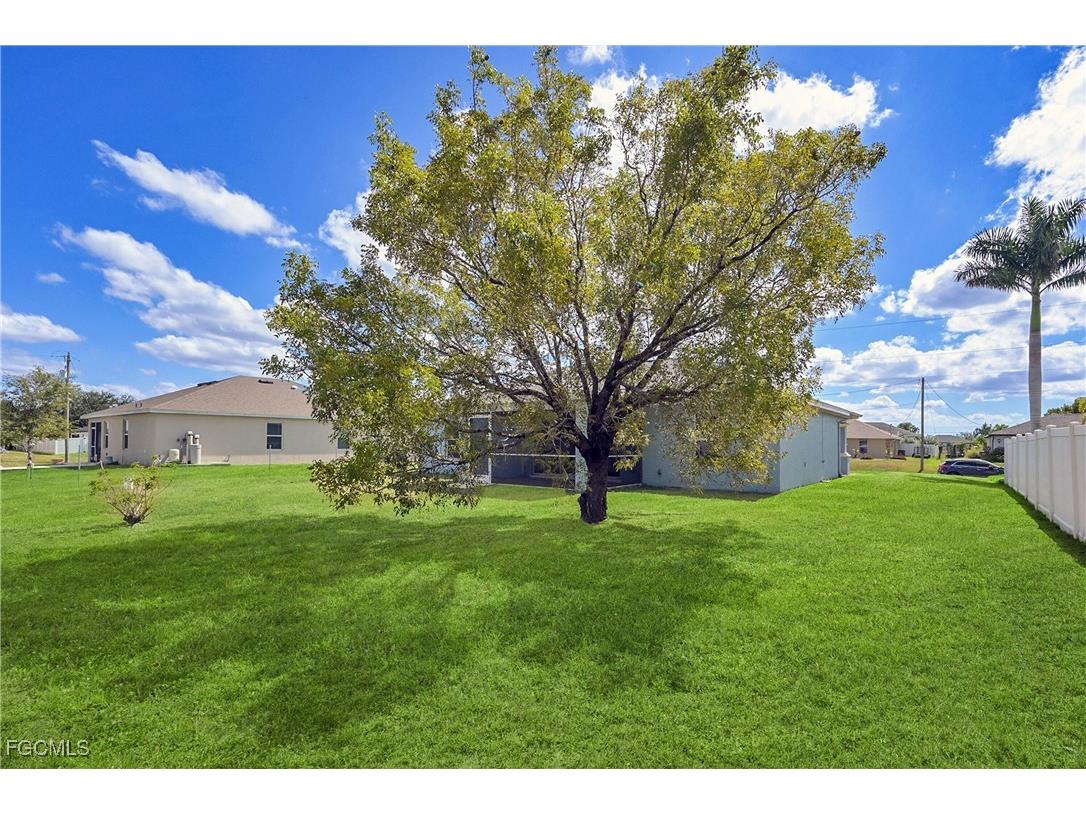 1621 NW 18th Street Cape Coral FL 33993 2025015481 image28