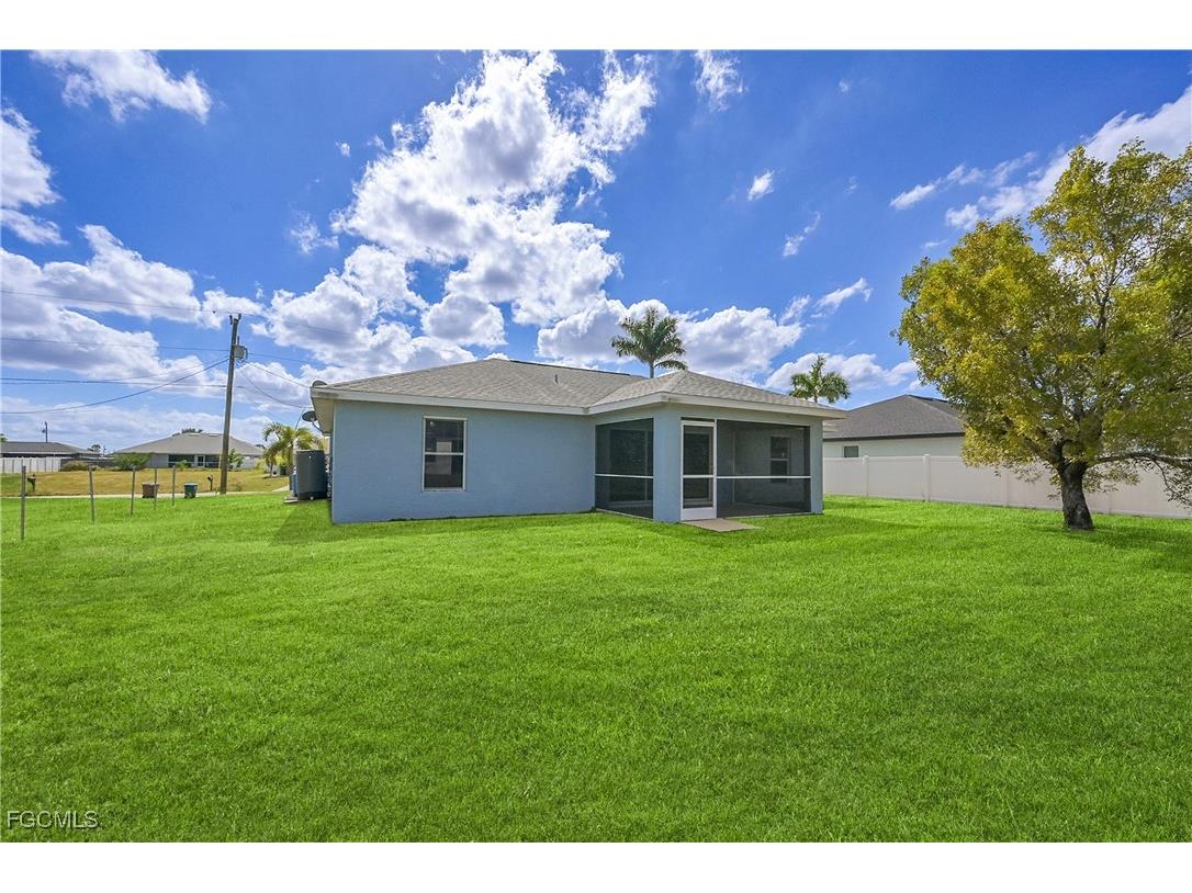 1621 NW 18th Street Cape Coral FL 33993 2025015481 image33